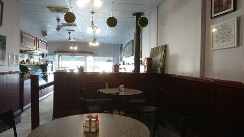 The Rustic Coffee Lounge - Tourism Noosa 0