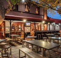 Kelly's Hotel - Tourism Noosa