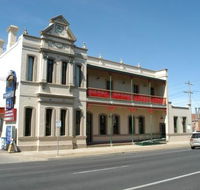 Mitchell River Tavern - Tourism Noosa