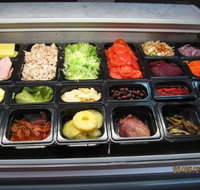 Drouin Gourmet Cafe - Tourism Noosa