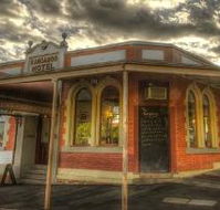 Kangaroo Hotel - Tourism Noosa