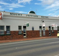 Mount Jeffcott Hotel - Tourism Noosa