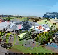 Pig  Whistle Hotel Restaurant - Tourism Noosa