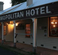 The Cosmopolitan Hotel - Tourism Noosa