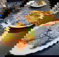 The Red Cliffs Club - Tourism Noosa