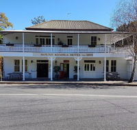 Mt Kembla Village Hotel - Tourism Noosa
