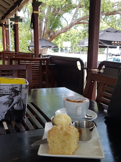 Julie's At The Rectory - Tourism Noosa 5