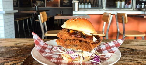 Red Chilli Thai Bargara - Tourism Noosa 2