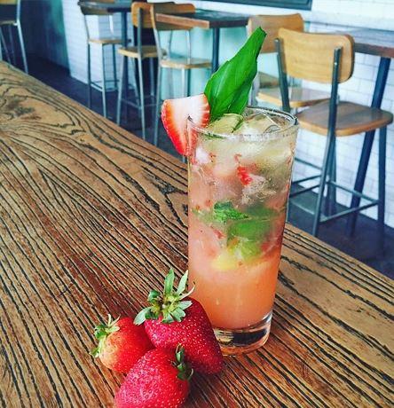 Red Chilli Thai Bargara - Tourism Noosa 5