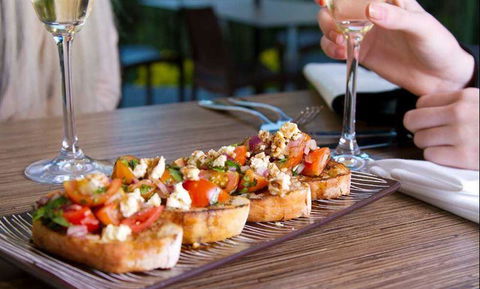 Remington Restaurant - Tourism Noosa 9