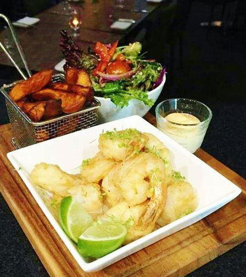 Remington Restaurant - Tourism Noosa 25