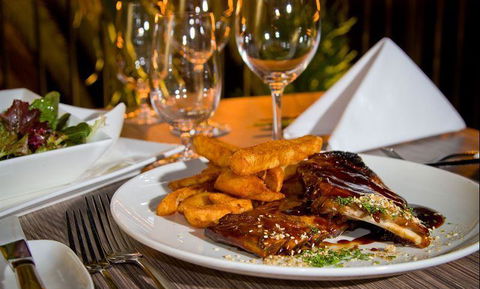 Remington Restaurant - Tourism Noosa 6