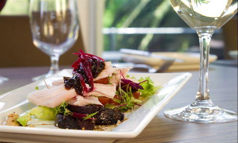 Remington Restaurant - Tourism Noosa 8