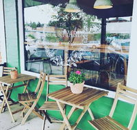 The Courtyard Coffee Shop - Tourism Noosa