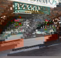 Anna  Sam Pizzeria Restaurant - Tourism Noosa