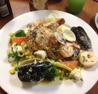 Kelly's Pub Toc - Farmers Arms Bar  Bistro - Tourism Noosa