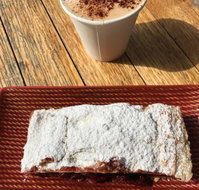 Petite Fleur - Tourism Noosa