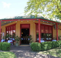 Pizza's In The Mist - Tourism Noosa