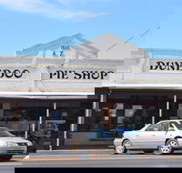 Dunedoo Pie Shop - Tourism Noosa
