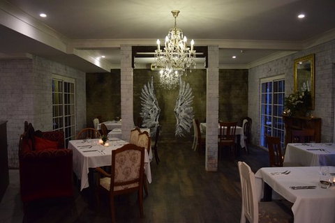 Angel Sussurri - Tourism Noosa 0