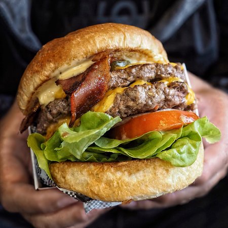 Burgerfiend - Tourism Noosa 0