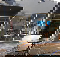 Main Deck Cafe - Tourism Noosa