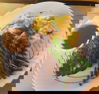 Birmingham Hotel - Tourism Noosa