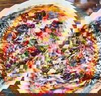 Pizza E Vino - Tourism Noosa