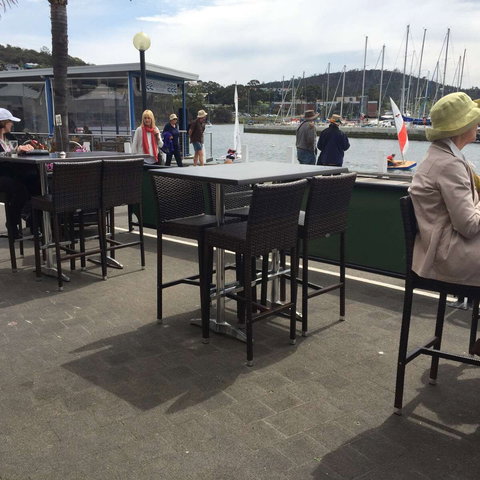 The Waterfront Hotel - Tourism Noosa 0