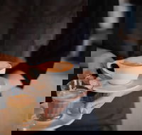 Beehive Hotel - Tourism Noosa