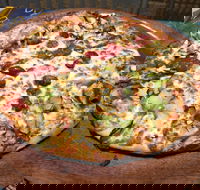 Bella's Pizza House - Tourism Noosa