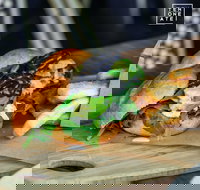 Ten One Ate - Tourism Noosa