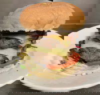 The Pirate Den Bar and Grill - Tourism Noosa
