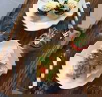 Tony's Fish Shop - Tourism Noosa