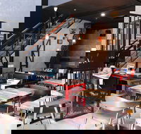 Deja Vu - Tourism Noosa