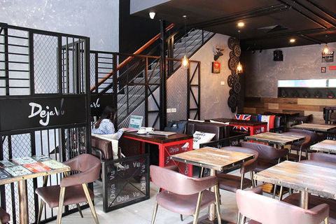 Deja Vu - Tourism Noosa 0