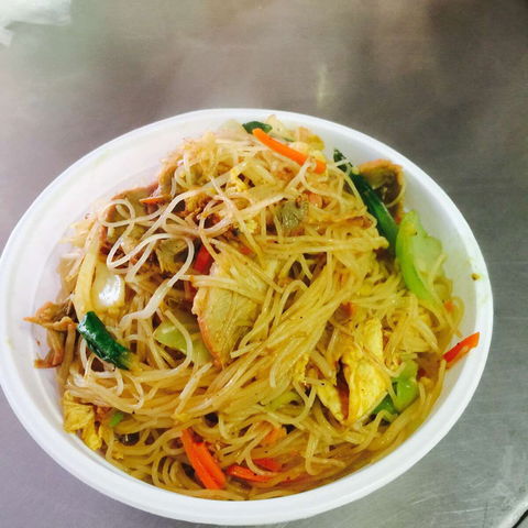 Noodle & Sushi Combo - Tourism Noosa 0