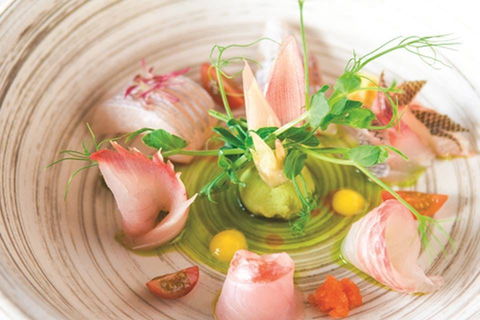 TARA SUSHI BAR - Tourism Noosa 0