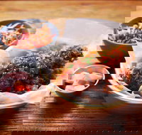 Flying Tong - Tourism Noosa