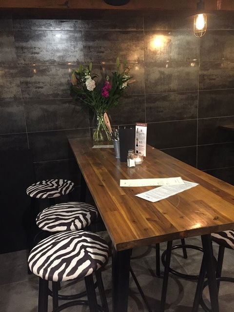 Z Bar And Restaurant - Tourism Noosa 0