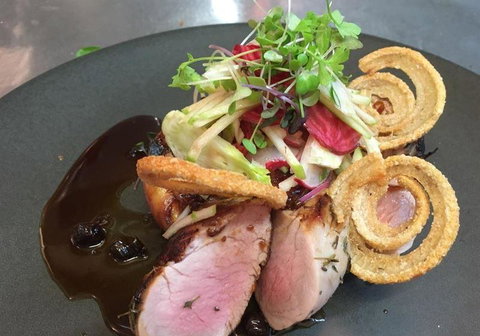 Gip's Restaurant - Tourism Noosa 9