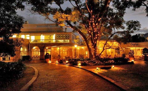 Gip's Restaurant - Tourism Noosa 7