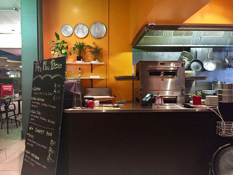 T4's Gourmet Pizza & Pasta - Tourism Noosa 0