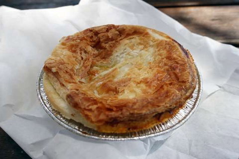 Doo-Lishus Food Van - Tourism Noosa 0