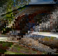 Henschke - Tourism Noosa