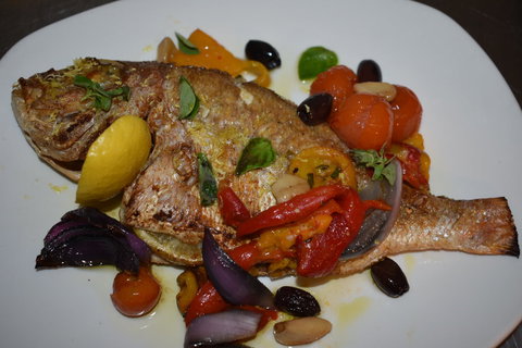 L'Artigiano Ristorante Italiano - Tourism Noosa 0