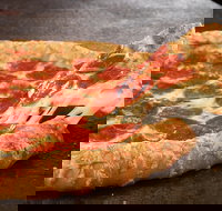 Pizza Hut - Cleveland - Tourism Noosa