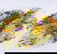 The Long Apron - Tourism Noosa