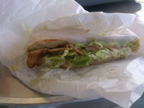 Chez's Diner - Tourism Noosa 0