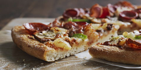 Domino's - Nailsworth - Tourism Noosa 0